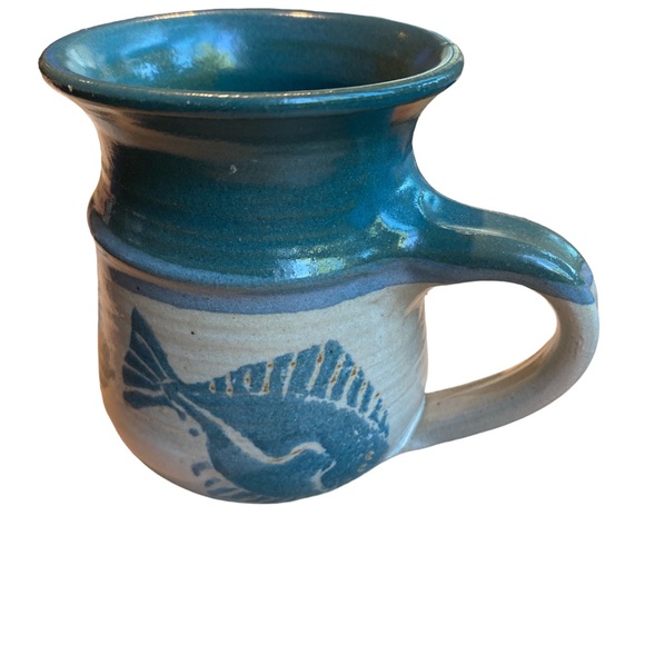 Vintage Jeanne Stolberg Studio
Pottery Mug Excellent Condition Collectible Fish - Picture 4 of 4